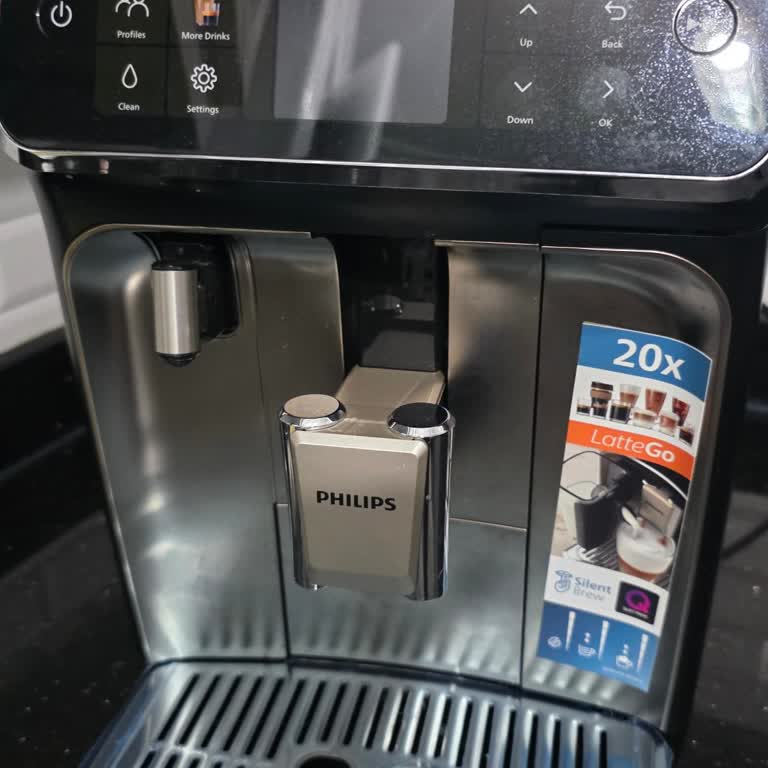 Philips 5500 Kahve Makinesi Kahveleri Yeterince Sıcak Yapmıyor, Çözüm Bekliyorum