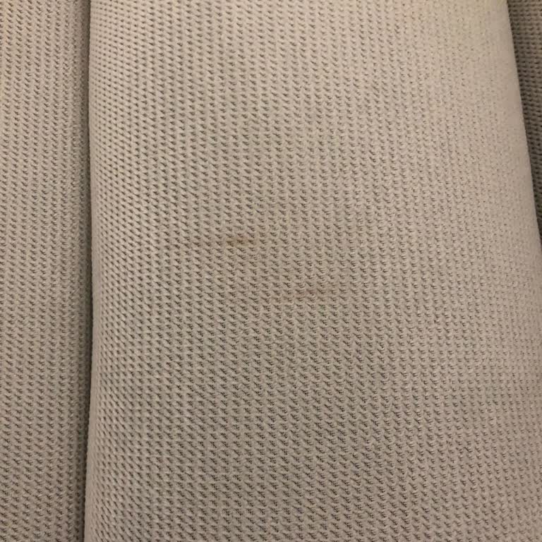 Teslim Edilen Koltuklarda Sürekli Sorun Ve Yanlış Ürün, Para İadesi Talebim Karşılanmıyor