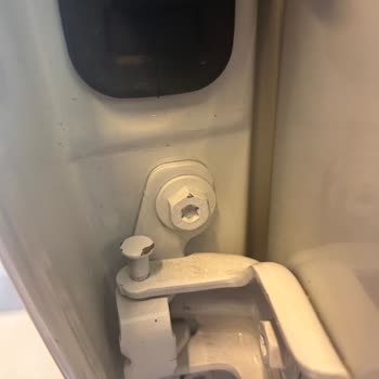 Sıfır Aldığım Aracımda Teslimattan İtibaren Bitmeyen Hasar Ve Arıza Sorunları Yaşadım