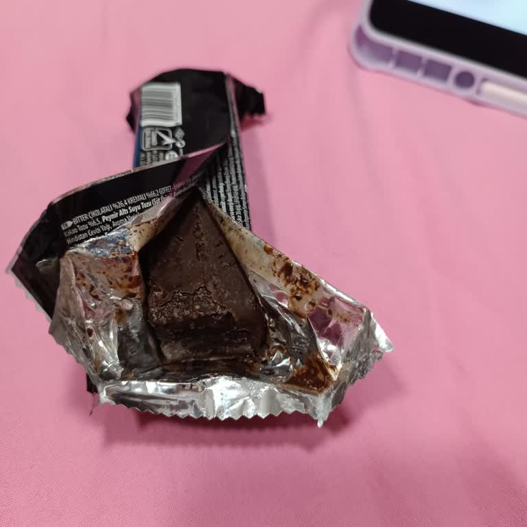 Bozuk Çıkan Eti Karam Gurme Çikolata İçin Değişim Talebi