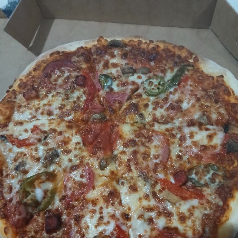 Ekstra Ücret Ödememe Rağmen Yanlış Pizza Gönderildi, Doyamadık