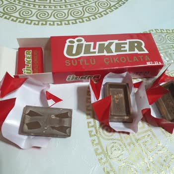 Aldığım Ülker Napoliten Çikolatalarda Son Kullanma Tarihi Geçmemesine Rağmen Beyazlama Ve Bozulma