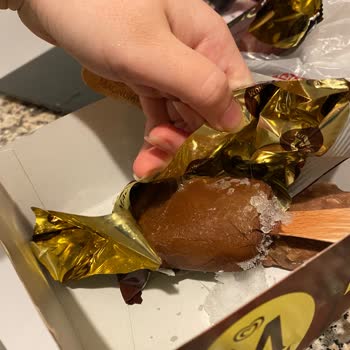 Aldığım Magnum Mini Dondurmalar Bozuk Çıktı, Hayal Kırıklığı Yaşadım