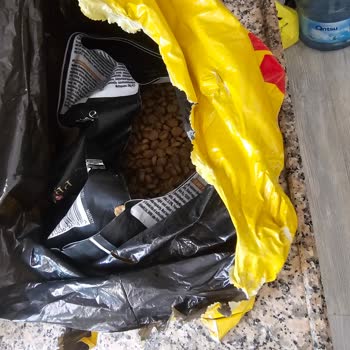 Trendyol'dan Aldığım Kedi Maması Eksik Ve Zarar Görmüş Şekilde Teslim Edildi, Sorunum Çözülmedi