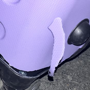 Uçuşta Parçalanan Valizim İçin Yetersiz Çözüm Ve Kötü Muamele