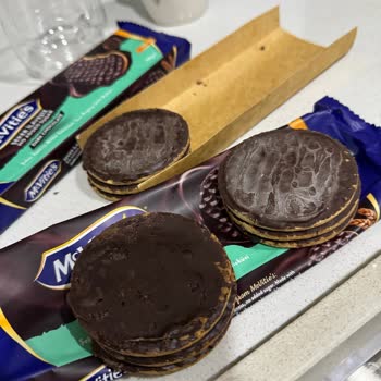 Yüksek Fiyatlı Bisküvide Kalite Sorunu Ve Bozulmuş Ürün