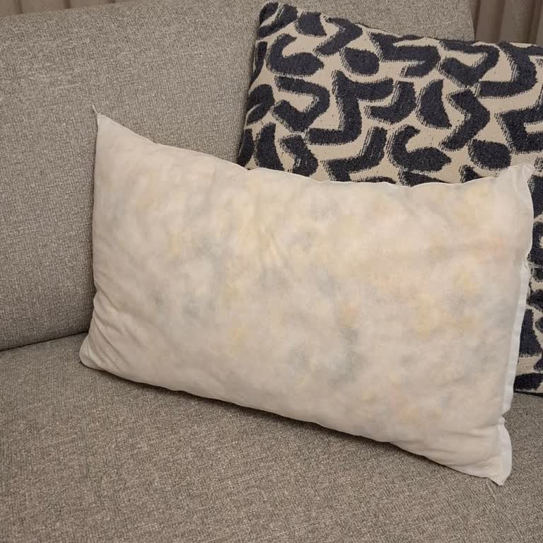 Eksik Kırlent Kılıfı Teslim Edilmiyor, Çözüm Bekliyoruz