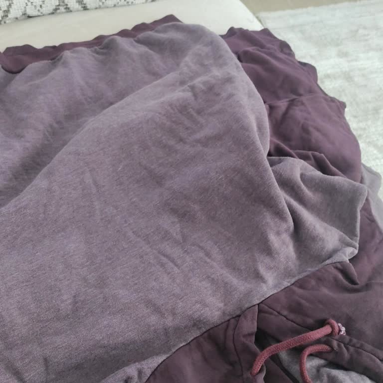 lllzaffashion Siparişim Yerine Eski İki T-shirt Gönderdi