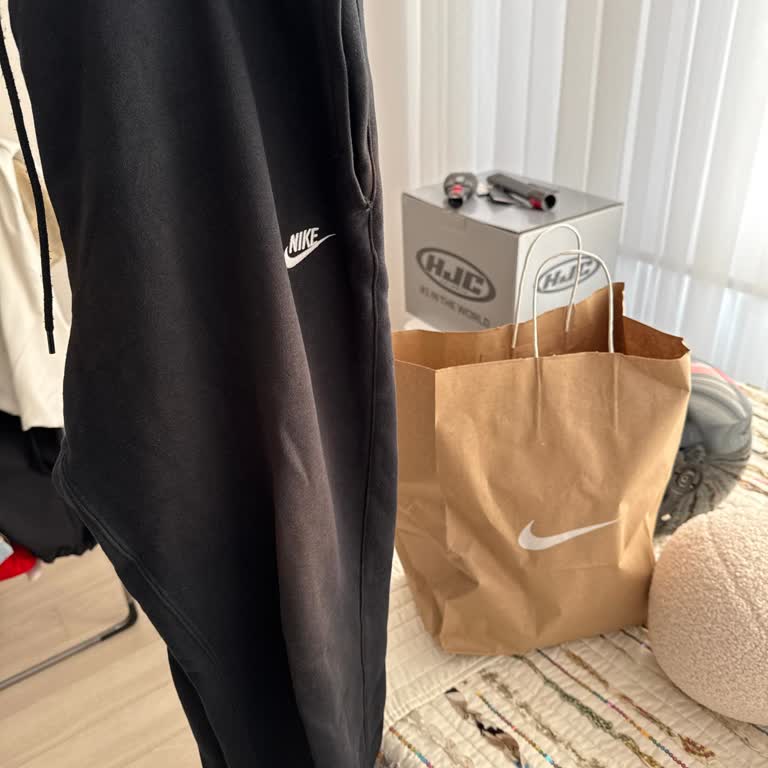 Kısa Sürede Tüylenen Ve Renk Bozan Nike Eşofman İçin İade Sorunu Ve Yetersiz Müşteri Hizmeti