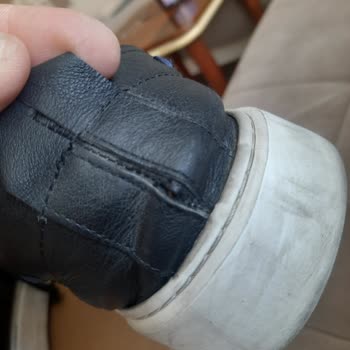 Ayakkabı Dünyası Kısa Sürede Deforme Olan Ayakkabı İçin Garanti Mağduriyeti