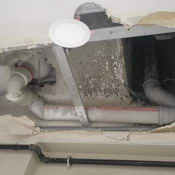 Zerya Yapı İnşaat (Van) Evimin Tavanı Çöktü