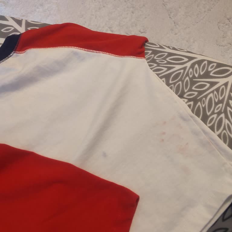 İlk Yıkamada Rengi Atan Çocuk Tişörtü Ve Zara Müşteri Hizmetlerine Ulaşılamaması