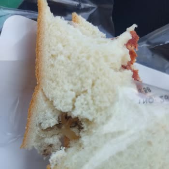 Shell Sarayönü'nde Tostun Ekmeğinde Yabancı Maddeyle Karşılaştım, Muhatap Bulamıyorum