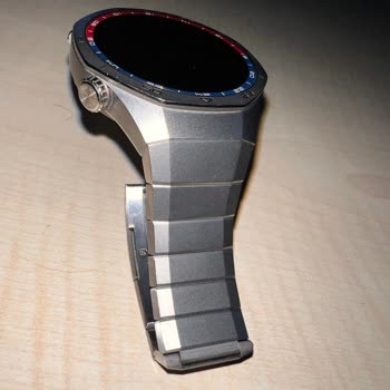 Titanyum Kasada Çizik Ve Hızlı Şarj Tükenmesi Sorunu