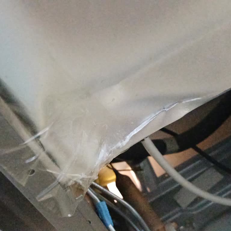 Sıfır Alınan Arçelik Buzdolabında Göçük Ve Bant Sorunu, Yetkili Servisten Destek Alınamıyor