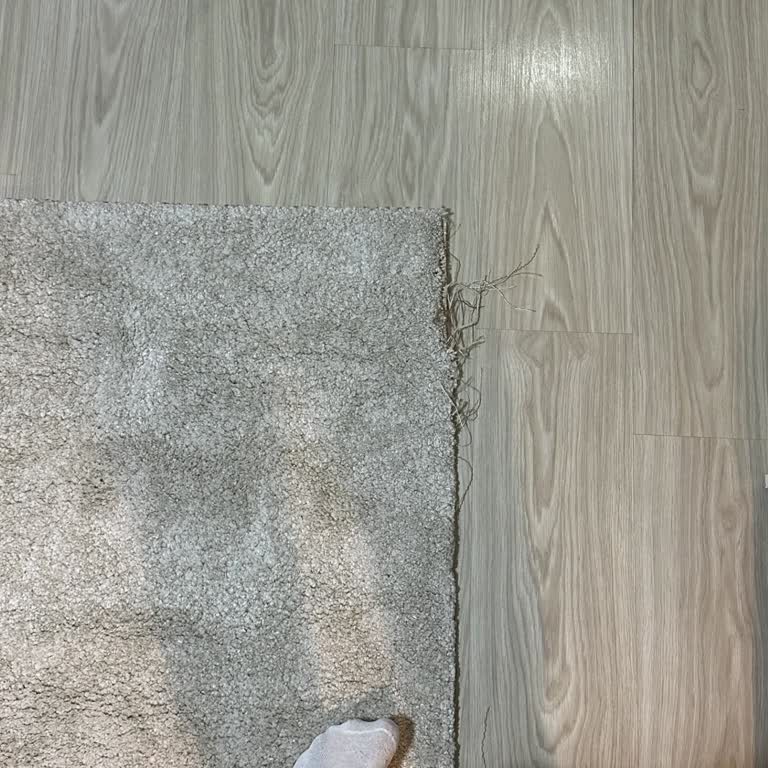 Halılar Geç Teslim Edildi, Eksik Ve Yırtık Çıktı, Müşteri Hizmetleri İlgisiz