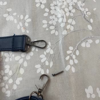 Çantanın Sapı İlk Kullanımda Koptu Para İadesi Yapılmıyor