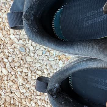 Kısa Sürede Bozulan Ayakkabı Ve Yetersiz Müşteri Hizmeti