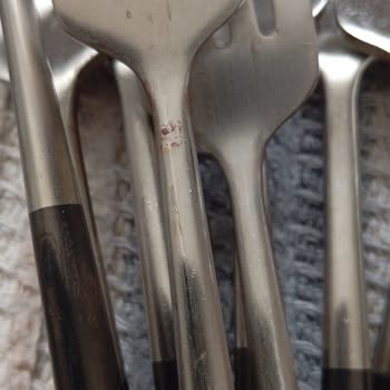 Jumbo Paslanmaz Çelik Çatal Bıçak Seti Kısa Sürede Paslandı!