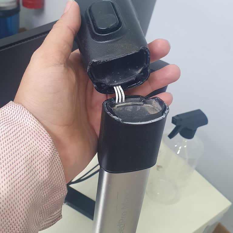 Tekrar Eden Arızalar Nedeniyle Philips Şarjlı Süpürge İçin Kalıcı Çözüm Talebi