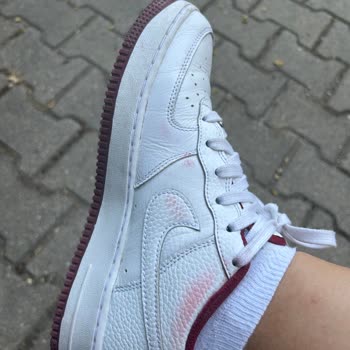 Garantili Ayakkabıda Boya Akması Ve Dikiş Açılması Sorununa Çözüm Bekliyorum