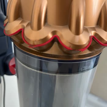 Dyson Gen5detect Süpürgede Silikon Soyulması Ve Performans Kaybı Sorunu