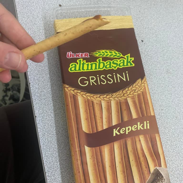 Uno Ekmek Grissini Ürününde Çıkan Yabancı Madde Hijyen Endişesi Yarattı