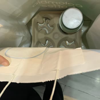 Siparişim Tamamen Dökülmüş Halde Teslim Edildi İlgisizlikle Karşılaştım