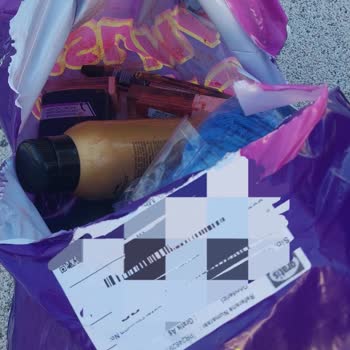 Tester Ürün Kırık Ve Diğer Ürünlere Bulaşmış