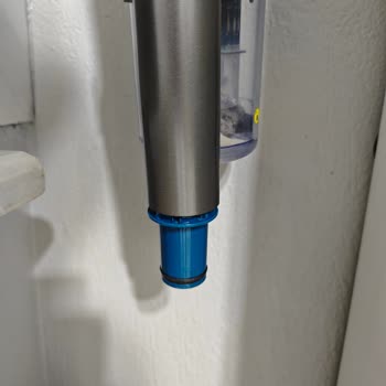 Philips Dikey Süpürge Kullanım Sırasında Aniden Parçası Kırıldı