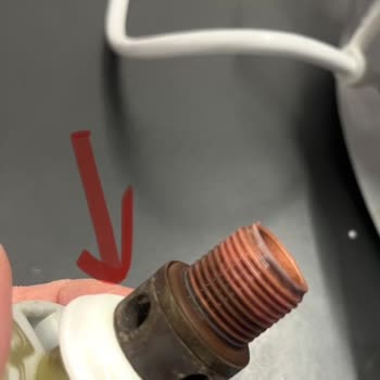 Philips Kazanlı Ütüde Leke Sorunu Ve İade Talebim Karşılanmıyor