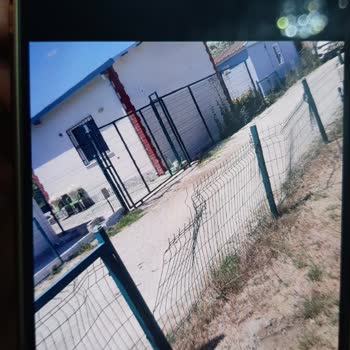 Teslimatta Hasar Gören Konteyner Ve Komşu Çitleri İçin Mağduriyetim Giderilmiyor