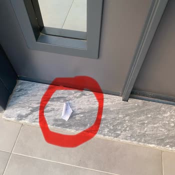 PTT Tebligatları Bina Dışına Bırakıyor, Teslimat Kuralları İhlal Ediliyor