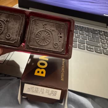 Son Kullanma Tarihi Geçmemiş Çikolatalı Bisküvi Bozuk Çıktı