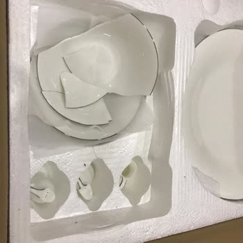 Karaca Züccaciye Kırık Gelen Yemek Takımı Parçası İçin Destek Alamıyorum