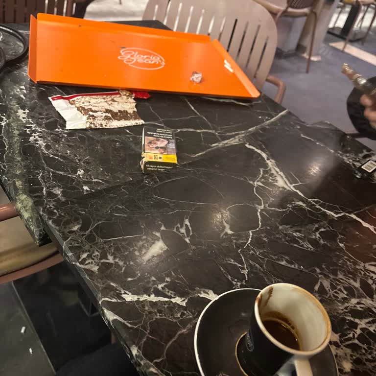Gloria Jean's Coffees Cevizlibağ'da Hijyen ve Saygı Sıfır