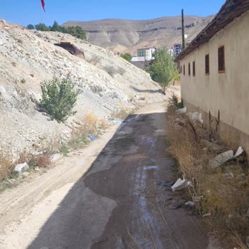 Yol Sorunu Ve TOKİ Çalışmaları Nedeniyle Yaşanan Mağduriyetin Giderilmesini Talep Ediyorum