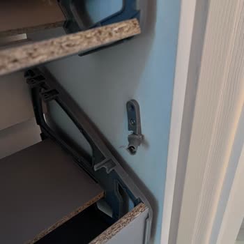 Adore Mobilya Ayakkabılık Kısa Sürede Kullanılamaz Hale Geldi