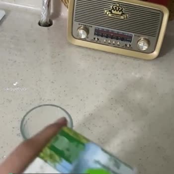 Tamek Bozuk, Küflenmiş Meyve Suyu