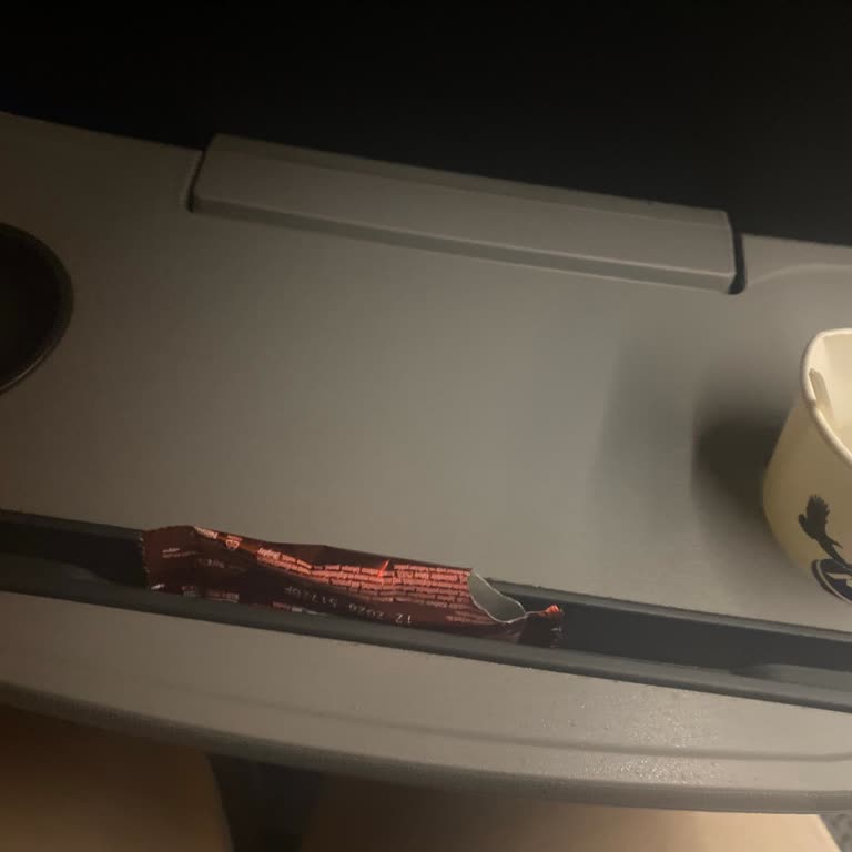 Muavinin İlgisizliği Ve Su İkramı Eksikliği Yolculuğumu Olumsuz Etkiledi