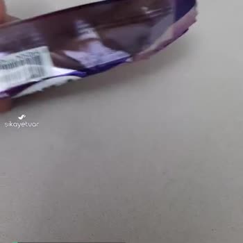 Ülker Piko Çikolatadan Kurt Çıktı
