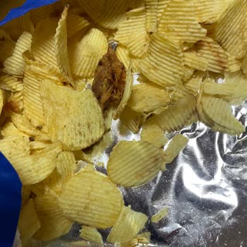 Cips Paketinden Yabancı Cisim Çıktı: Ürün Değişimi Veya İade Talebim Var