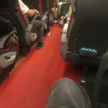 Eski Ve Bakımsız Otobüsle Mağdur Edici Yolculukta Can Güvenliği Endişesi