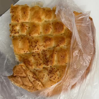 Gimsa Market'ten Aldığım Ekmekte Plastik Parçası Çıktı, Çocuğumun Sağlığı Tehlikeye Girdi