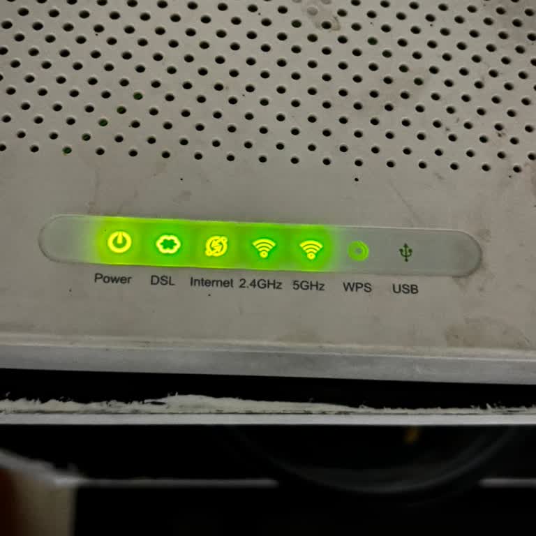 İki Gündür Kesilen İnternet Nedeniyle İşlerim Aksıyor, Acil Çözüm Bekliyorum