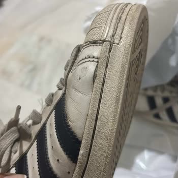 Adidas Superstar Ayakkabıda Erken Renk Solması ve Patlama Mağduriyeti