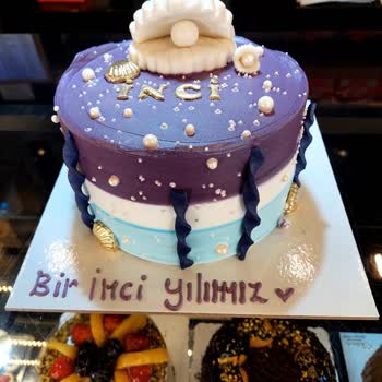 Doğum Günü Pastası Beklentimi Karşılamadı Ve Özel Günüm Olumsuz Etkilendi