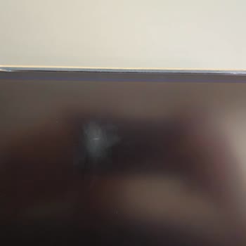 Kurulum Sonrası Yeni Televizyonda Çizik Ve Müşteri Hizmetlerinde Mağduriyet