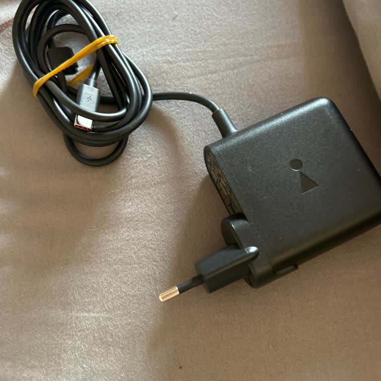 JBL Extreme 4 Orijinal Şarj Aleti Çalışmıyor Mağduriyetimin Giderilmesini İstiyorum