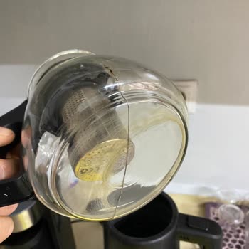 Kiwi Home Demlik Kısmının Camı Bir Anda Çatladı